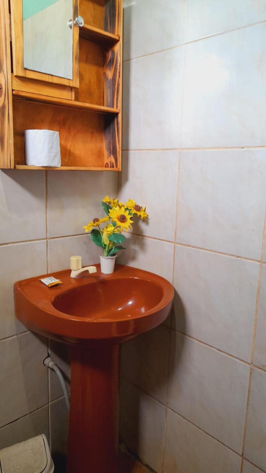 Hostel Loli ปูแอร์โตอีกวาซู ภายนอก รูปภาพ