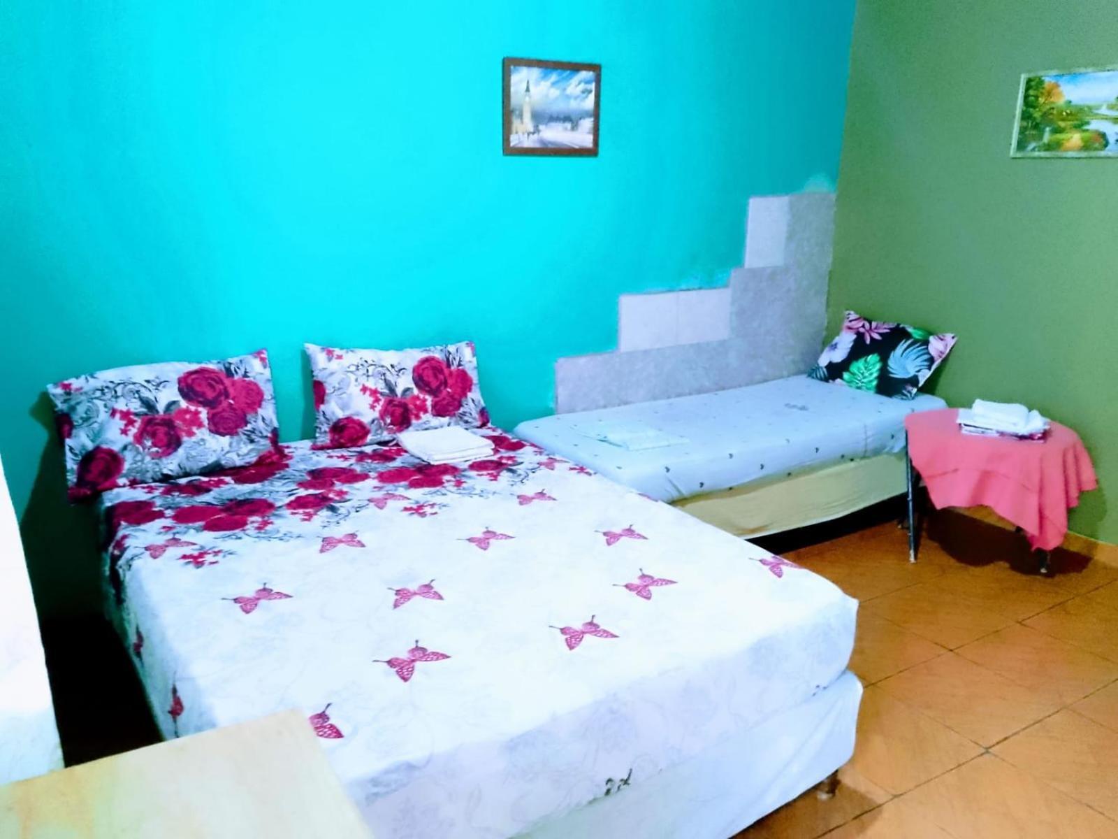 Hostel Loli ปูแอร์โตอีกวาซู ภายนอก รูปภาพ