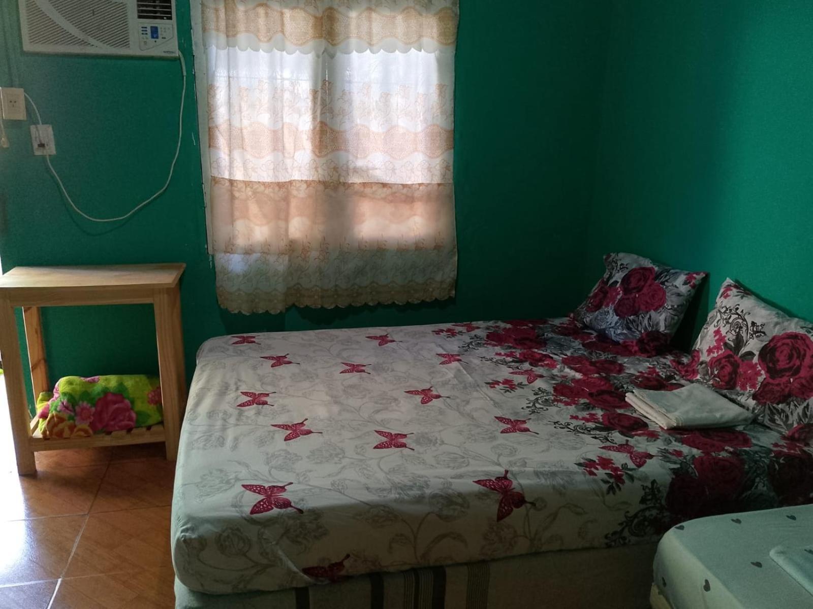 Hostel Loli ปูแอร์โตอีกวาซู ภายนอก รูปภาพ